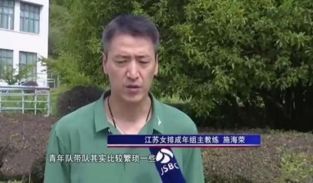 一边揉一边抽搐一进一出
